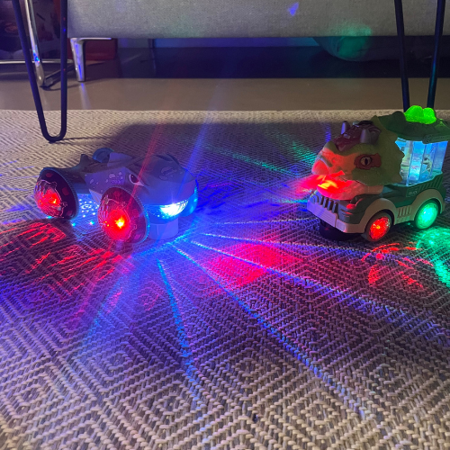 LightShow Shark™ - Toy shark